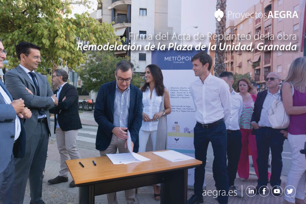 Acto de firma Remodelación de la Plaza de la Unidad